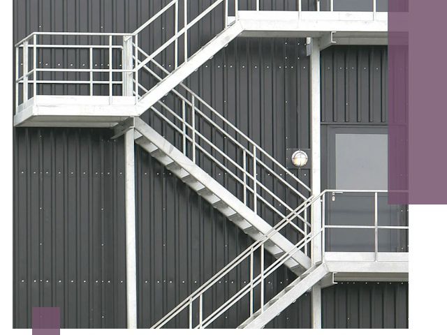 Изготовление и монтаж пожарных лестниц в Астрахани быстро и надежно