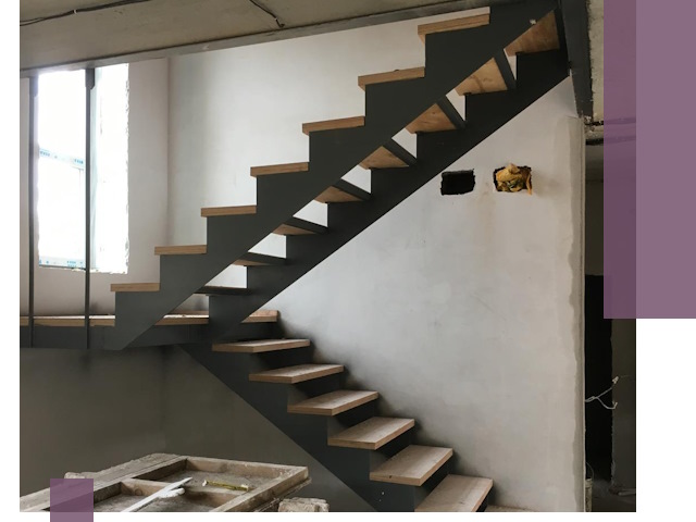 Изготовление лестниц на металлокаркасе в Астрахани от производителя