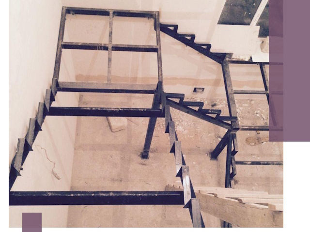 Монтаж лестниц на металлокаркасе в Астрахани быстро и качественно