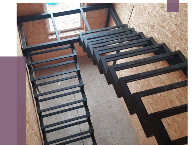 Демонтаж лестниц на металлокаркасе в Астрахани от 7399 руб. за м²