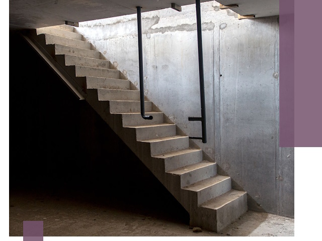Изготовление и монтаж лестниц в подвале в Астрахани
