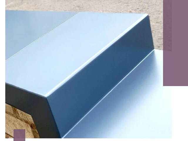 Крышки на парапет в Астрахани: изготовление и монтаж под ключ