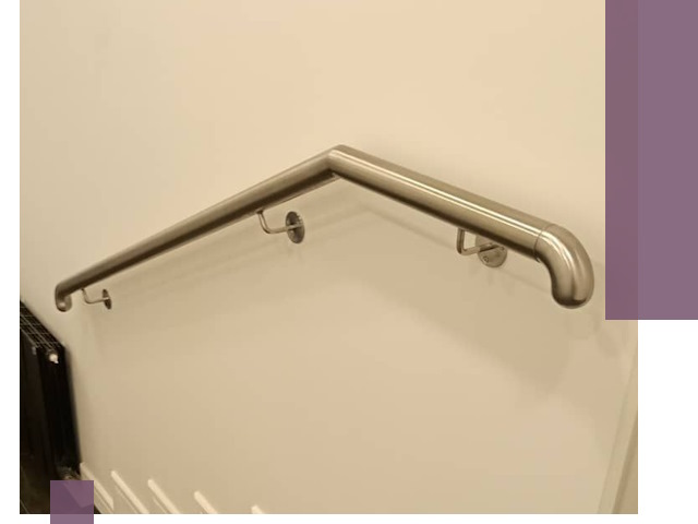 Изготовление пристенных поручней в Астрахани под ключ за сроки